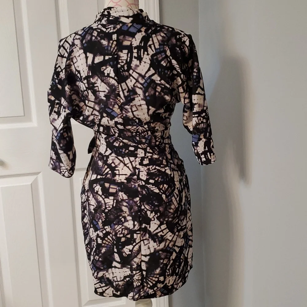 Catherine Malansrino gray, white, blue, and black dress size 4 like NEW